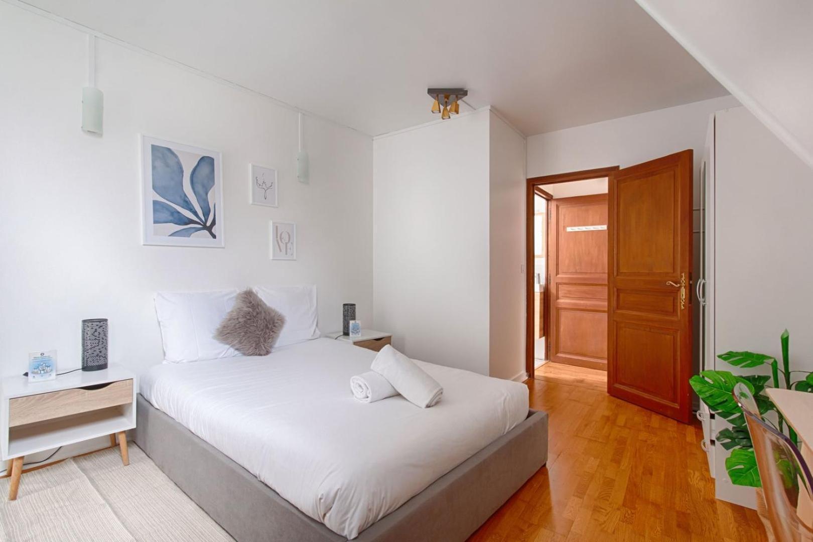 Appartement Near To Saint Lazare - 6P Paris Dış mekan fotoğraf